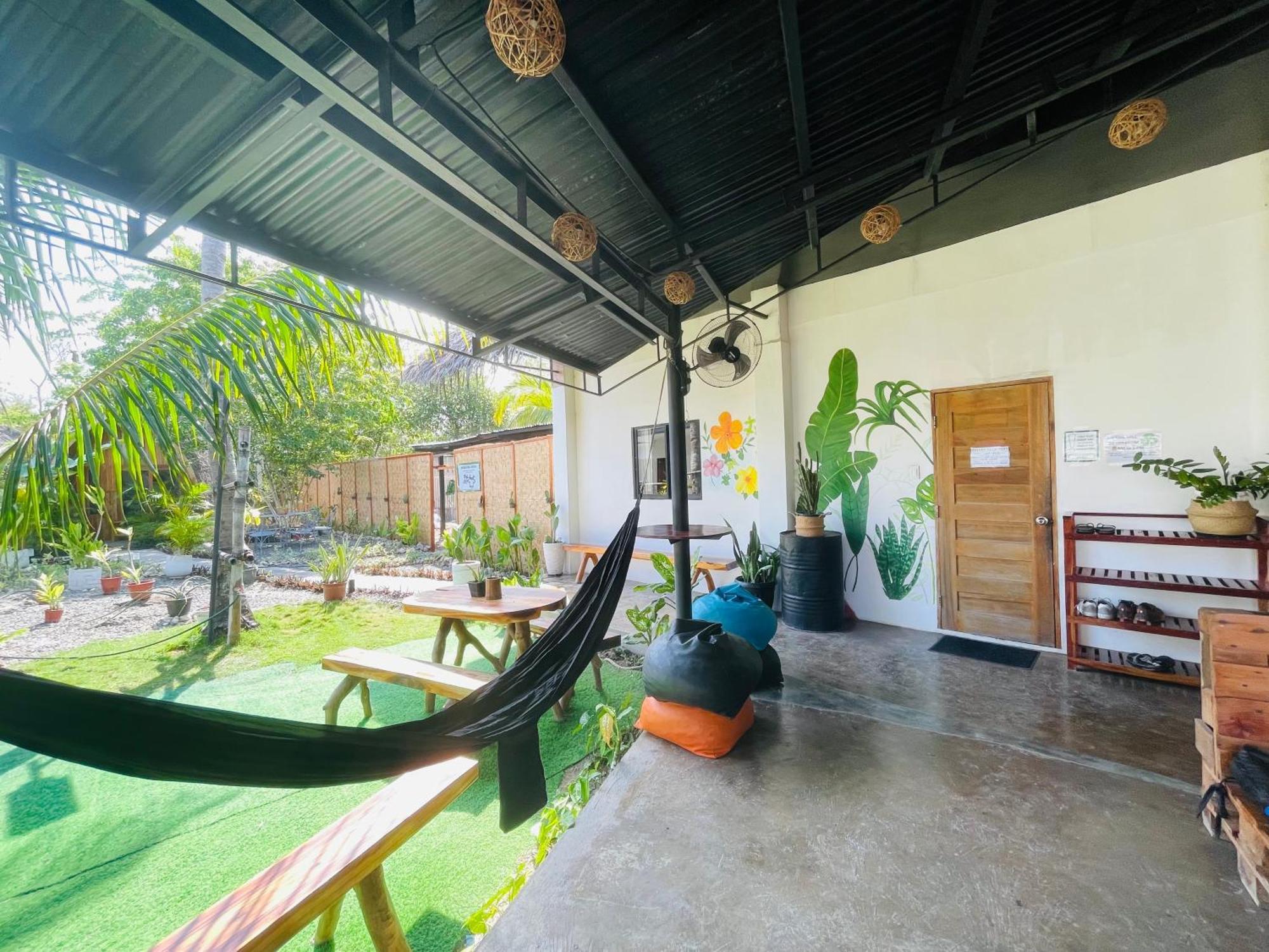 Maayong Hostel (Adults Only) โมอัลโบอัล ภายนอก รูปภาพ