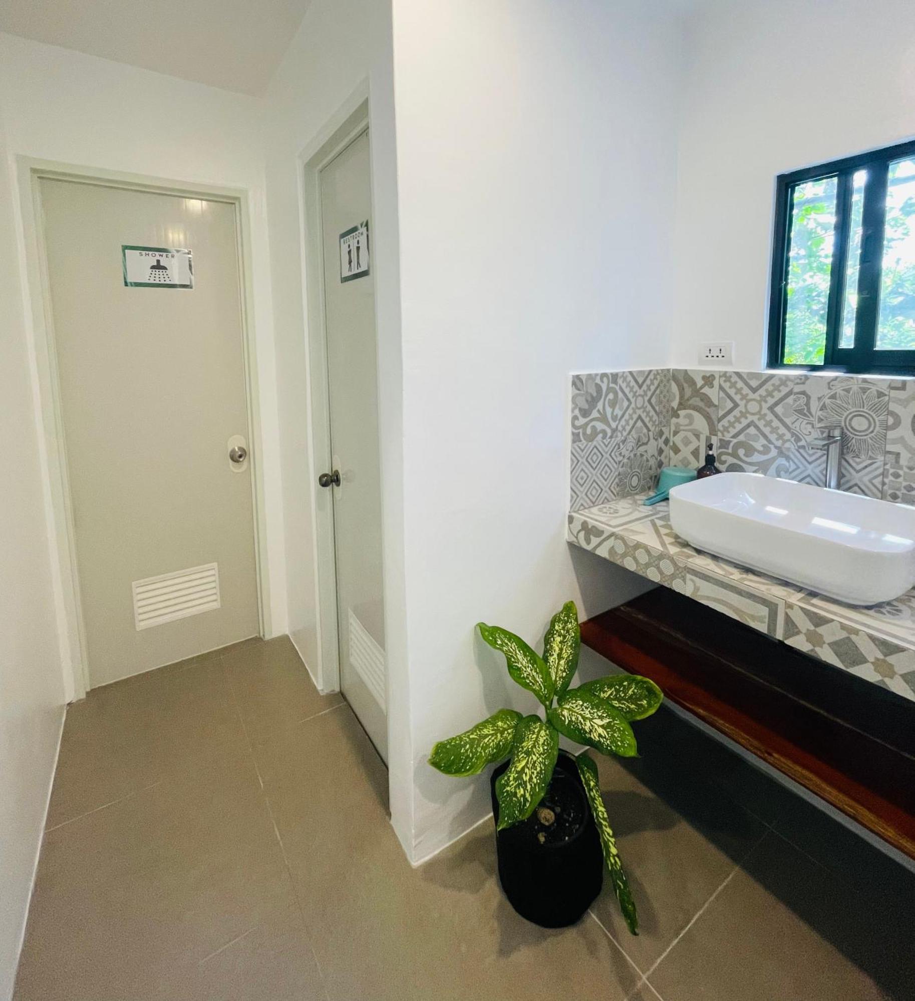 Maayong Hostel (Adults Only) โมอัลโบอัล ภายนอก รูปภาพ