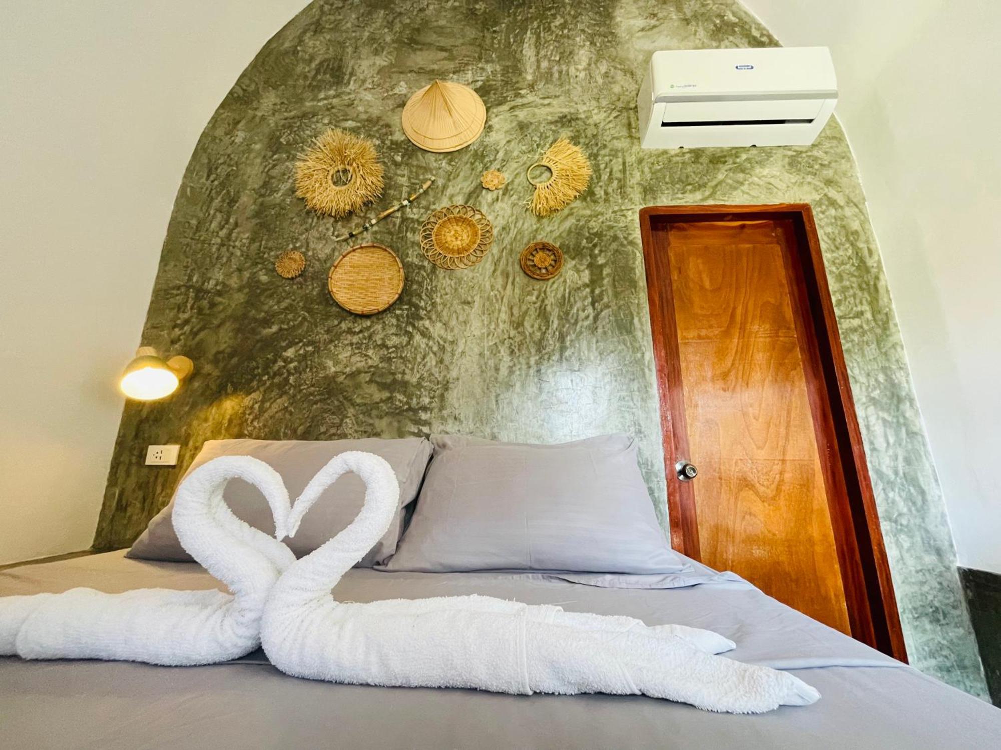 Maayong Hostel (Adults Only) โมอัลโบอัล ภายนอก รูปภาพ