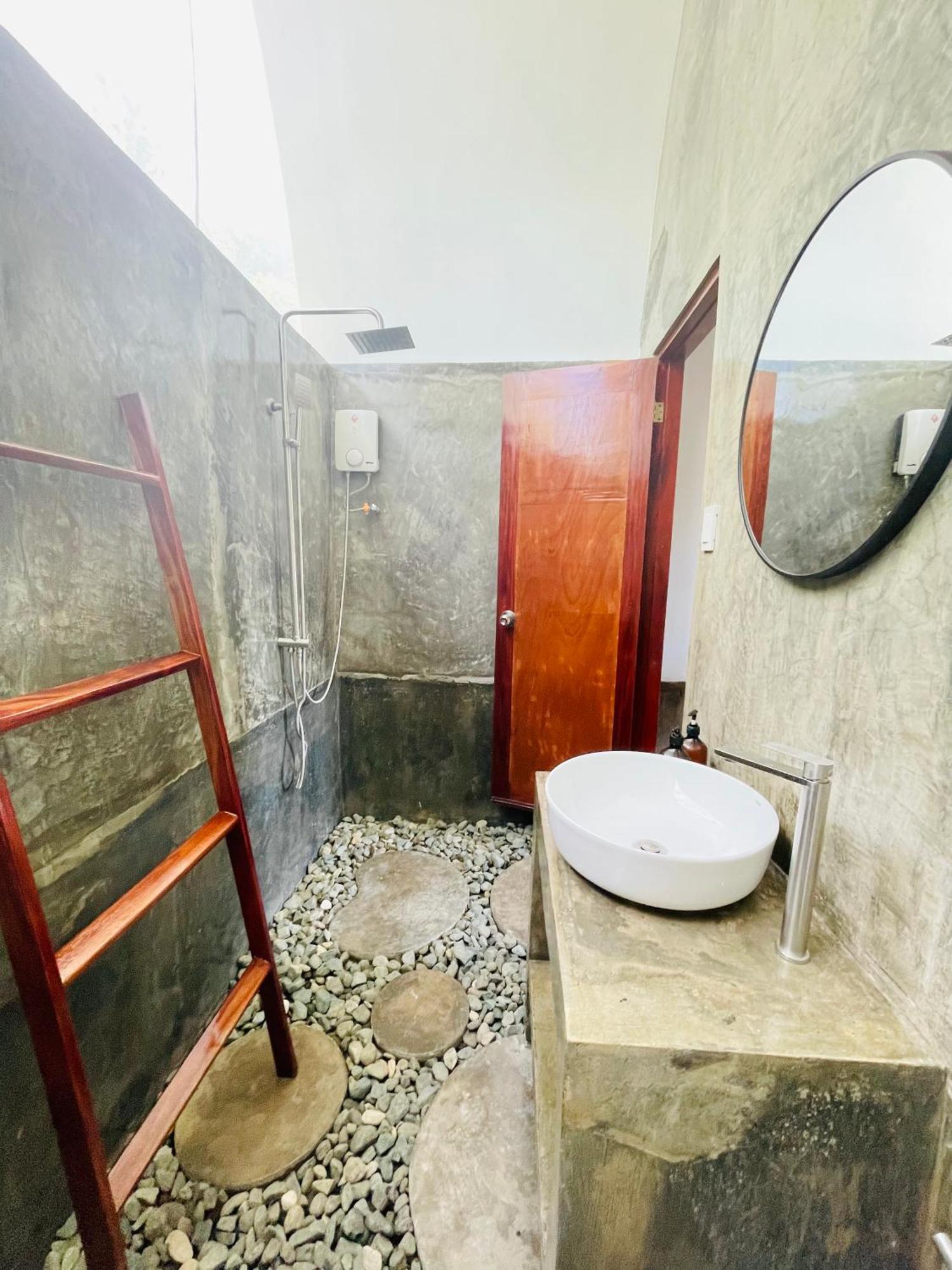 Maayong Hostel (Adults Only) โมอัลโบอัล ภายนอก รูปภาพ